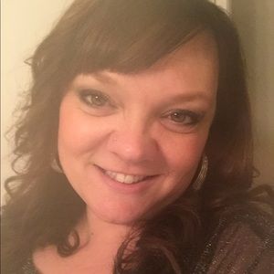 Meet your Posher, Kandi